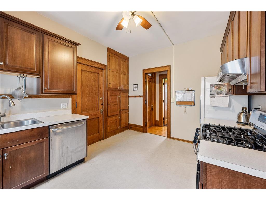 1915 Fremont Avenue S Minneapolis MN 55403 7062801 image44