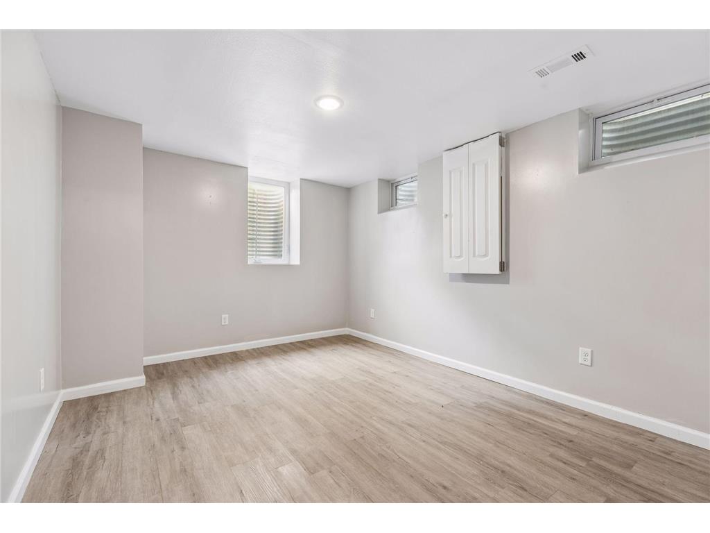 1915 Glenwood Avenue Minneapolis MN 55405 7086588 image20