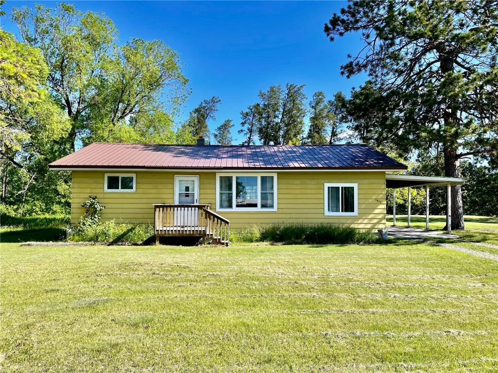 1915 Gregg Court NW Bemidji Twp MN 56601 6551489 image1