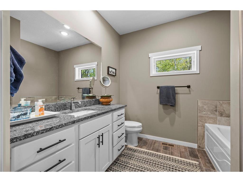19151 Shamrock Lane Shafer MN 55074 7075330 image32