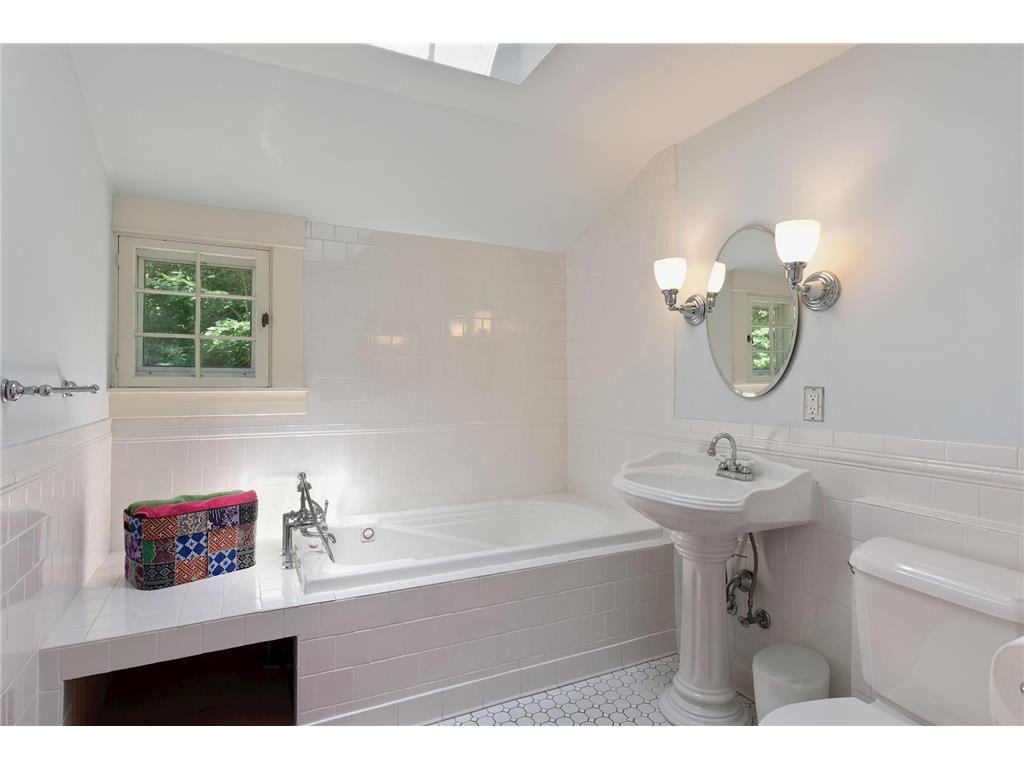 19155 Ramsey Road Deephaven MN 55391 - Lake Minnetonka 7072300 image20
