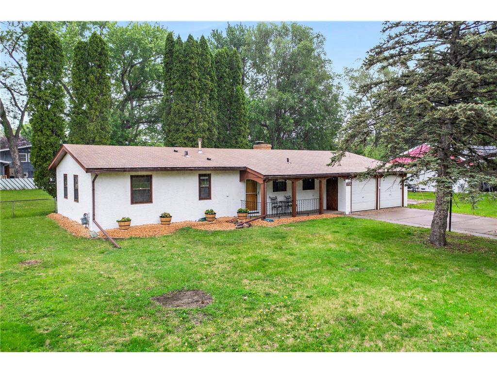 1916 96th Avenue N Brooklyn Park MN 55444 6729987 image1