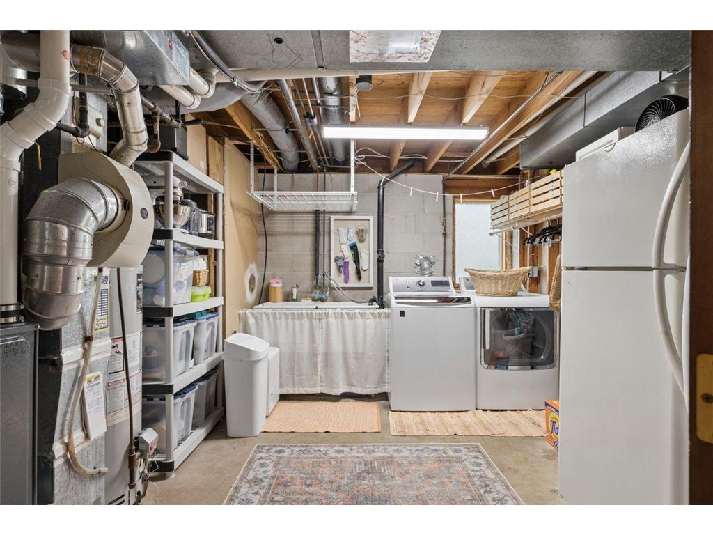 1916 Evergreen Echo Woodbury MN 55125 7052779 image23