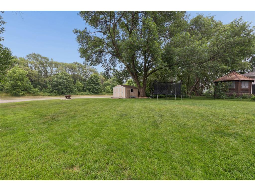 1916 Evergreen Echo Woodbury MN 55125 7052779 image26
