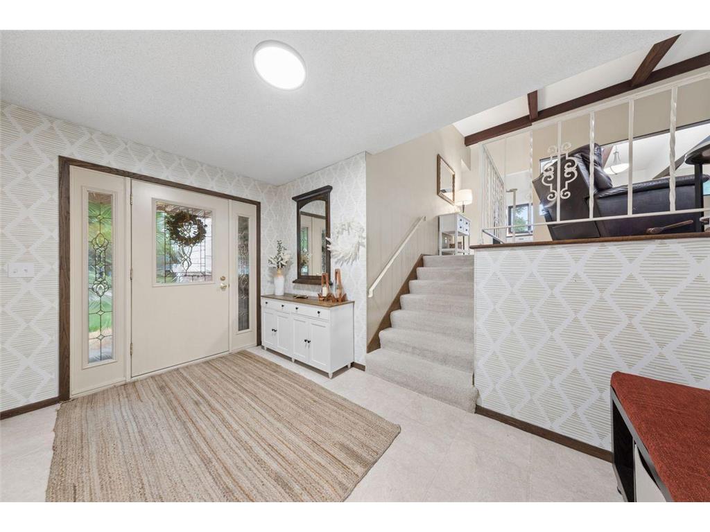 1916 Evergreen Echo Woodbury MN 55125 7052779 image3