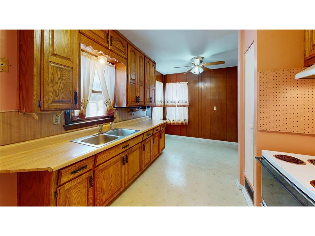 1917 Bimelich Lane Albert Lea MN 56007 7017616 image6