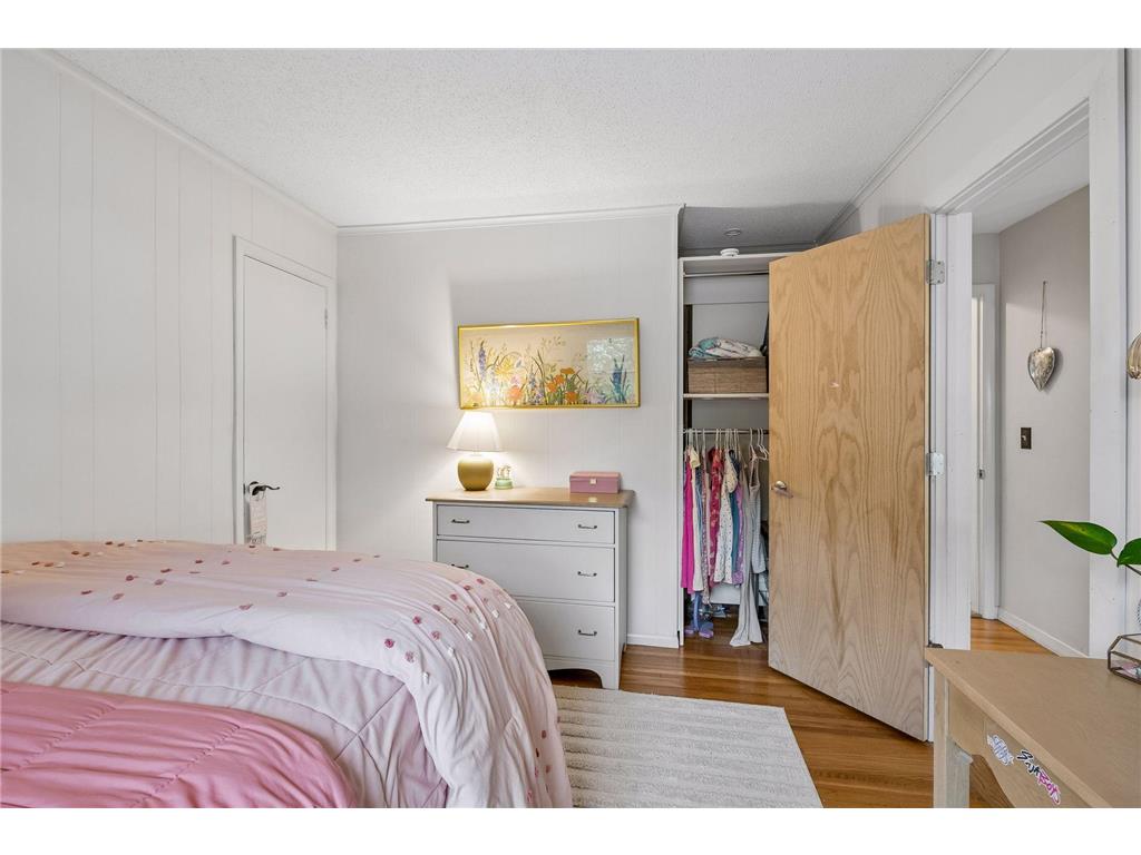 1917 Dixon Drive Bloomington MN 55431 7066672 image26
