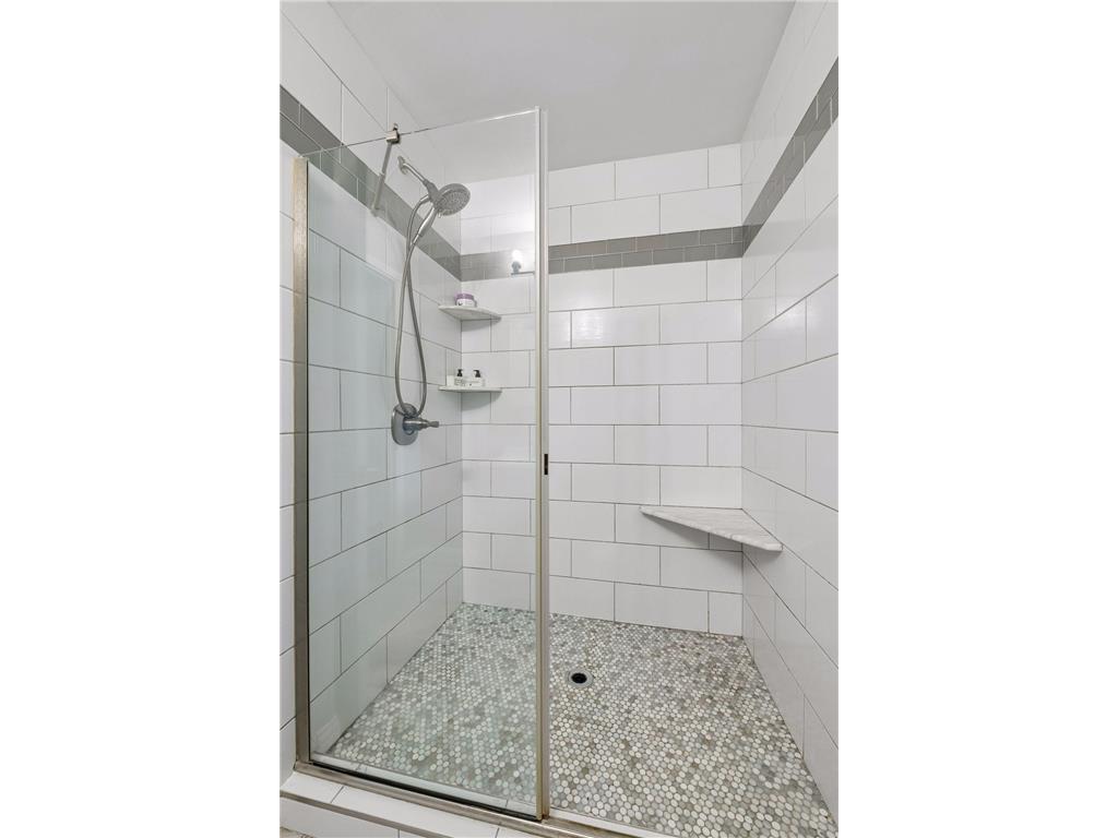 1917 Dixon Drive Bloomington MN 55431 7066672 image30