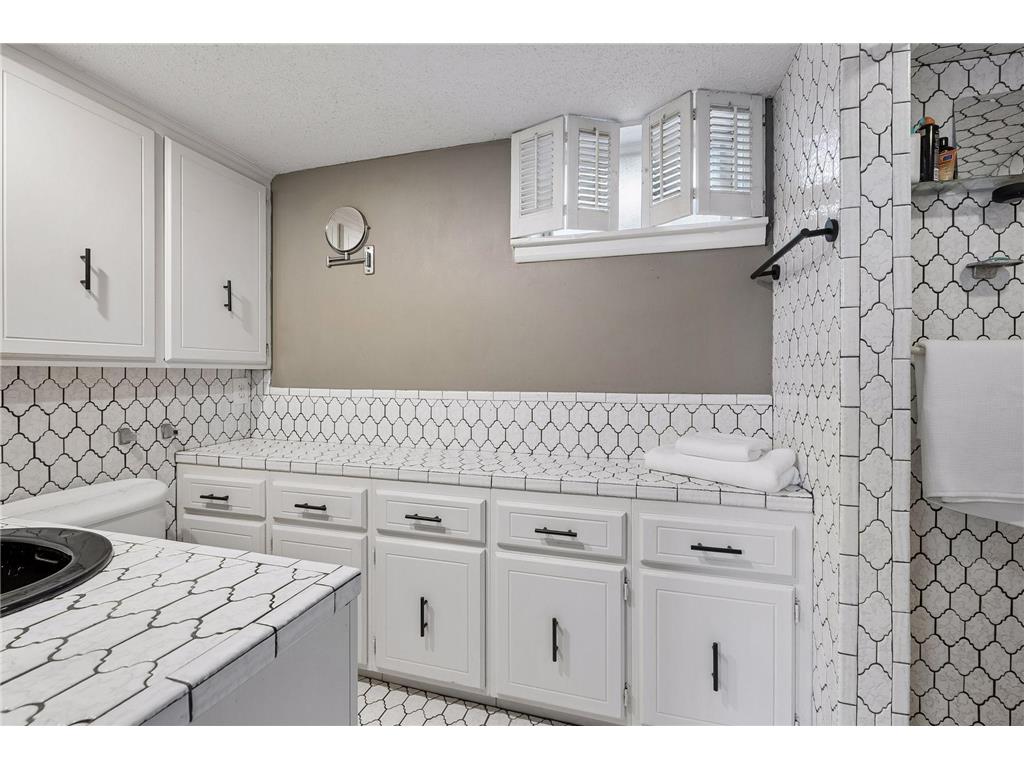 1917 Dixon Drive Bloomington MN 55431 7066672 image35