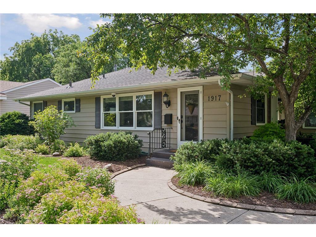 1917 Dixon Drive Bloomington MN 55431 7066672 image4