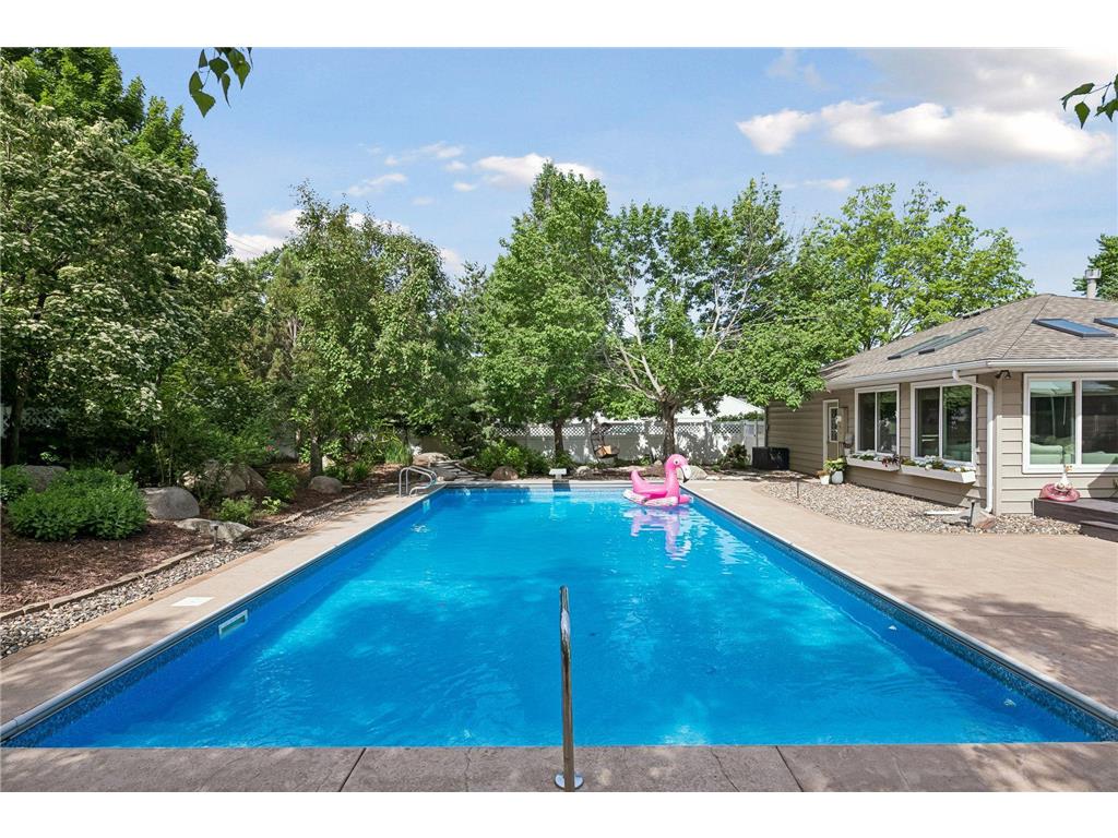 1917 Dixon Drive Bloomington MN 55431 7066672 image41