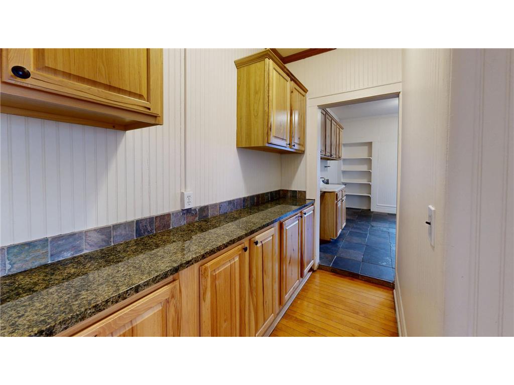 1917 Emerson Avenue #303 Minneapolis MN 55408 7085519 image6