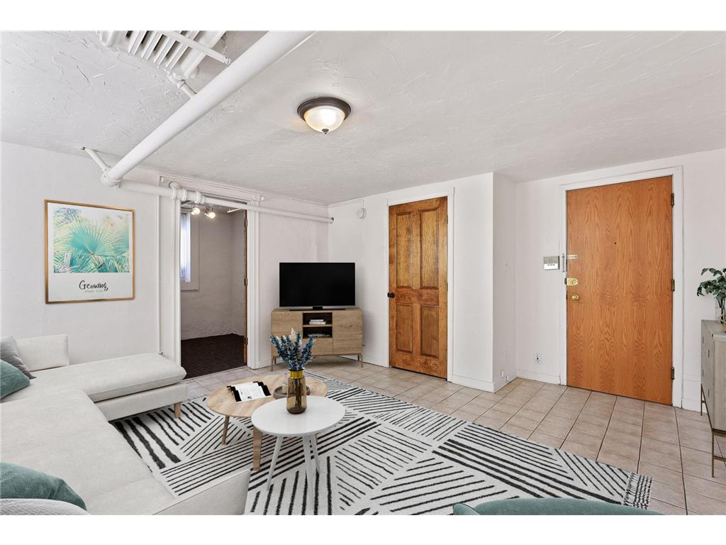 1917 Emerson Avenue #A1 Minneapolis MN 55408 7085509 image2