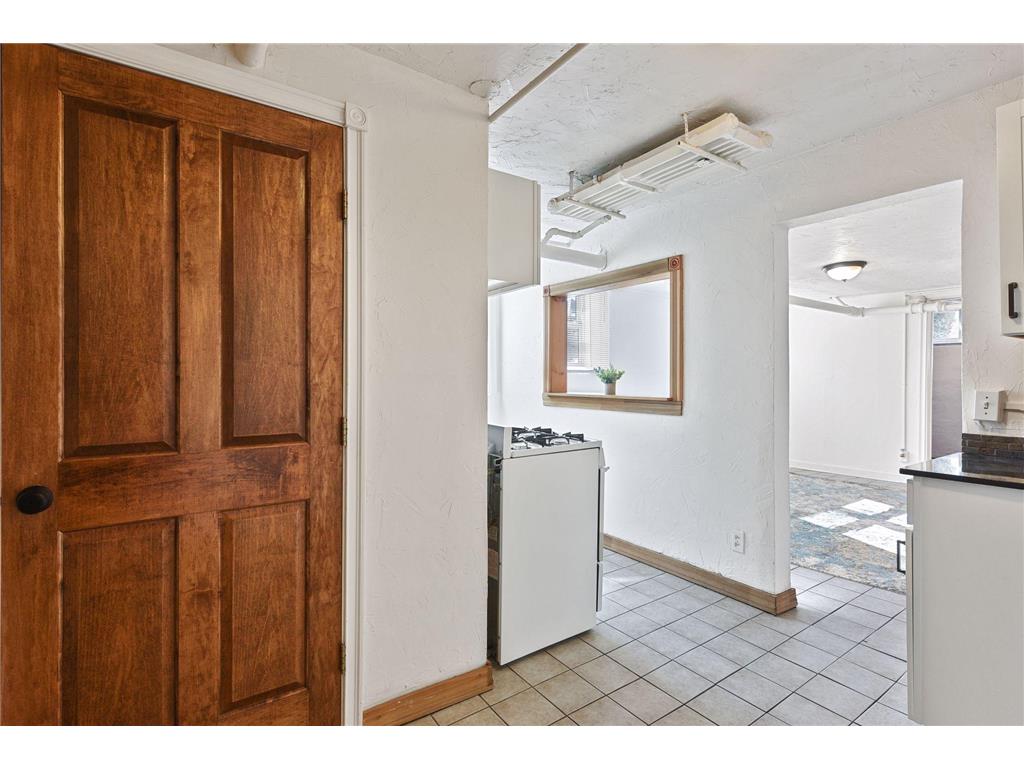1917 Emerson Avenue #A1 Minneapolis MN 55408 7085509 image9