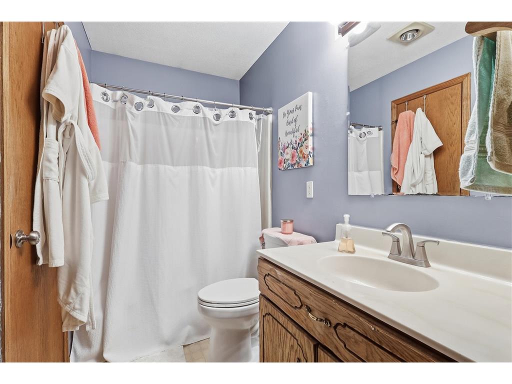 1917 Heritage Drive Shakopee MN 55379 7048865 image15