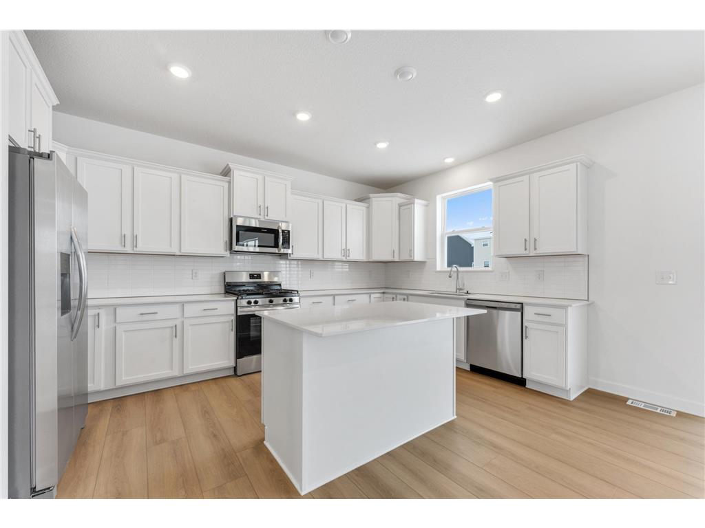 1917 Ironwood Drive Carver MN 55315 6816787 image3