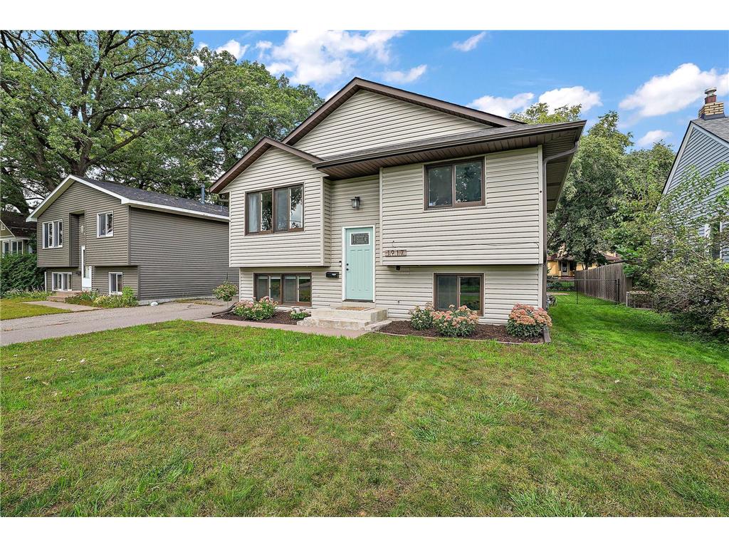 1917 Webber Street White Bear Lake MN 55110 6790853 image1