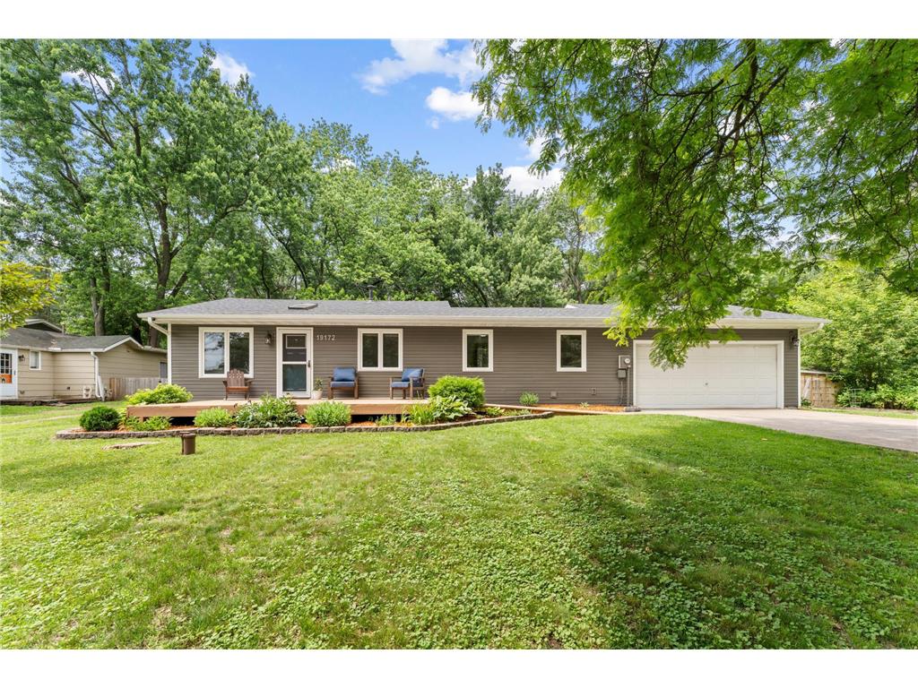 19172 E Front Boulevard NE East Bethel MN 55092 - Coon 6746951 image1