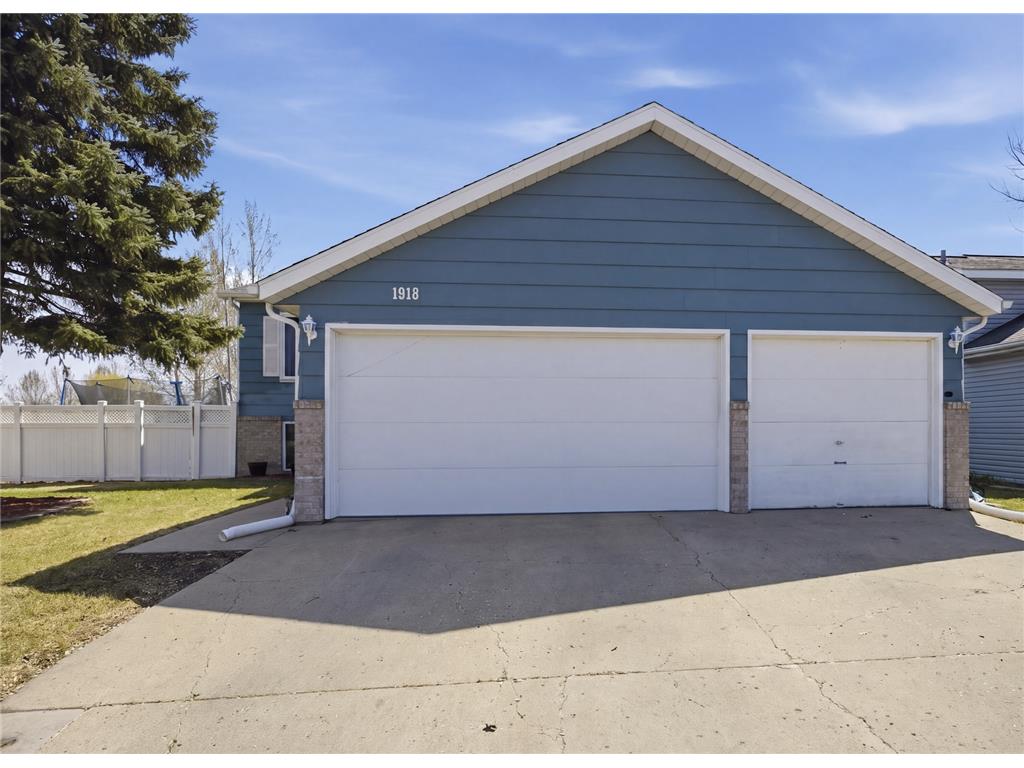 1918 55th Avenue S Fargo ND 58104 7060565 image5