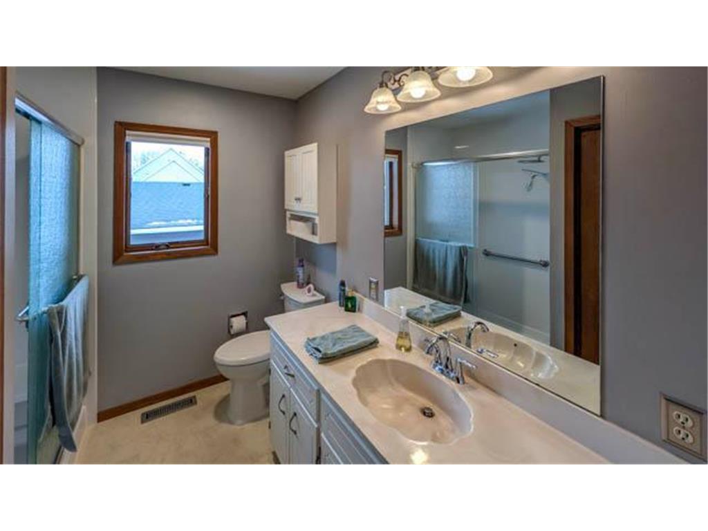 1918 Bayview Drive Albert Lea MN 56007 7028338 image8