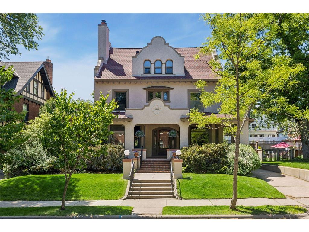 1918 Humboldt Avenue S Minneapolis MN 55403 7061815 image1