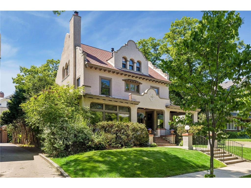 1918 Humboldt Avenue S Minneapolis MN 55403 7061815 image2