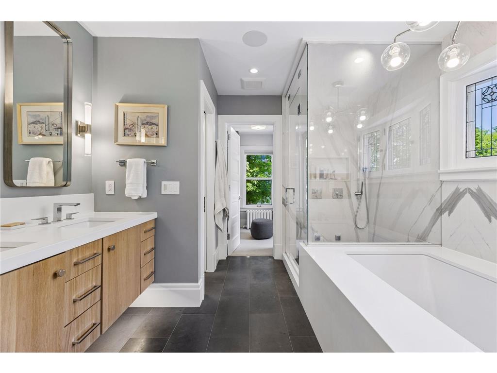 1918 Humboldt Avenue S Minneapolis MN 55403 7061815 image32