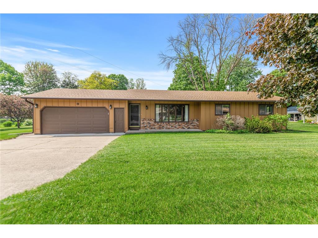 1918 Noble Road Arden Hills MN 55112 6376491 image1