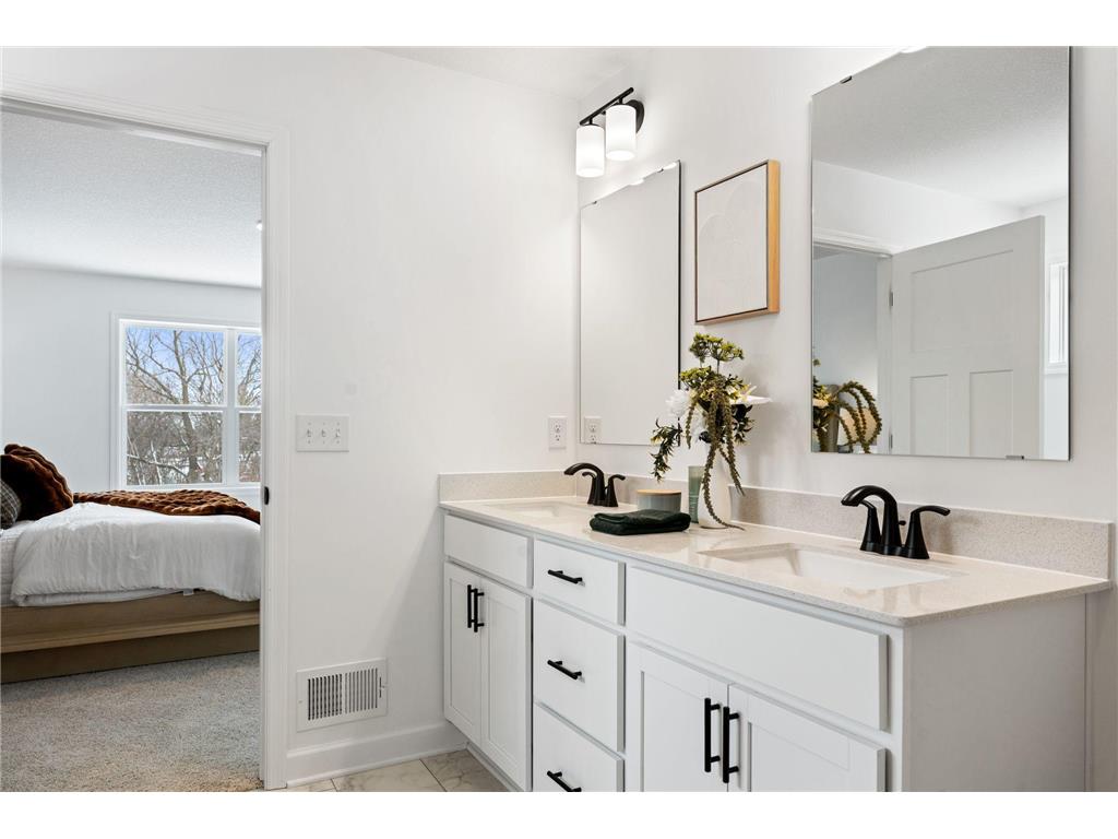 1918 Timber Lane Carver MN 55315 7024128 image23