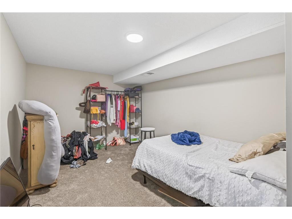 1918 Upper Afton Road E Saint Paul MN 55119 7000960 image13