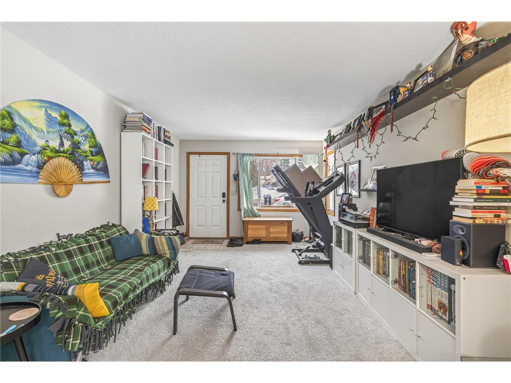 1918 Upper Afton Road E Saint Paul MN 55119 7000960 image17