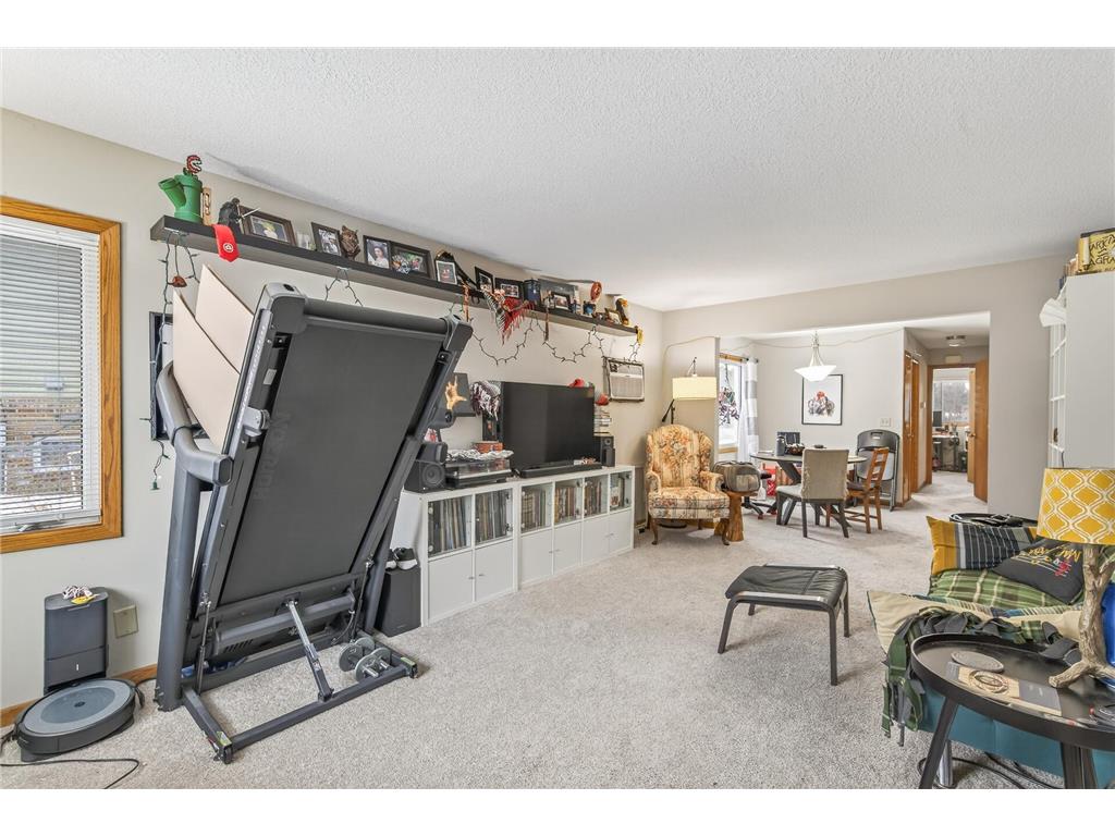 1918 Upper Afton Road E Saint Paul MN 55119 7000960 image18