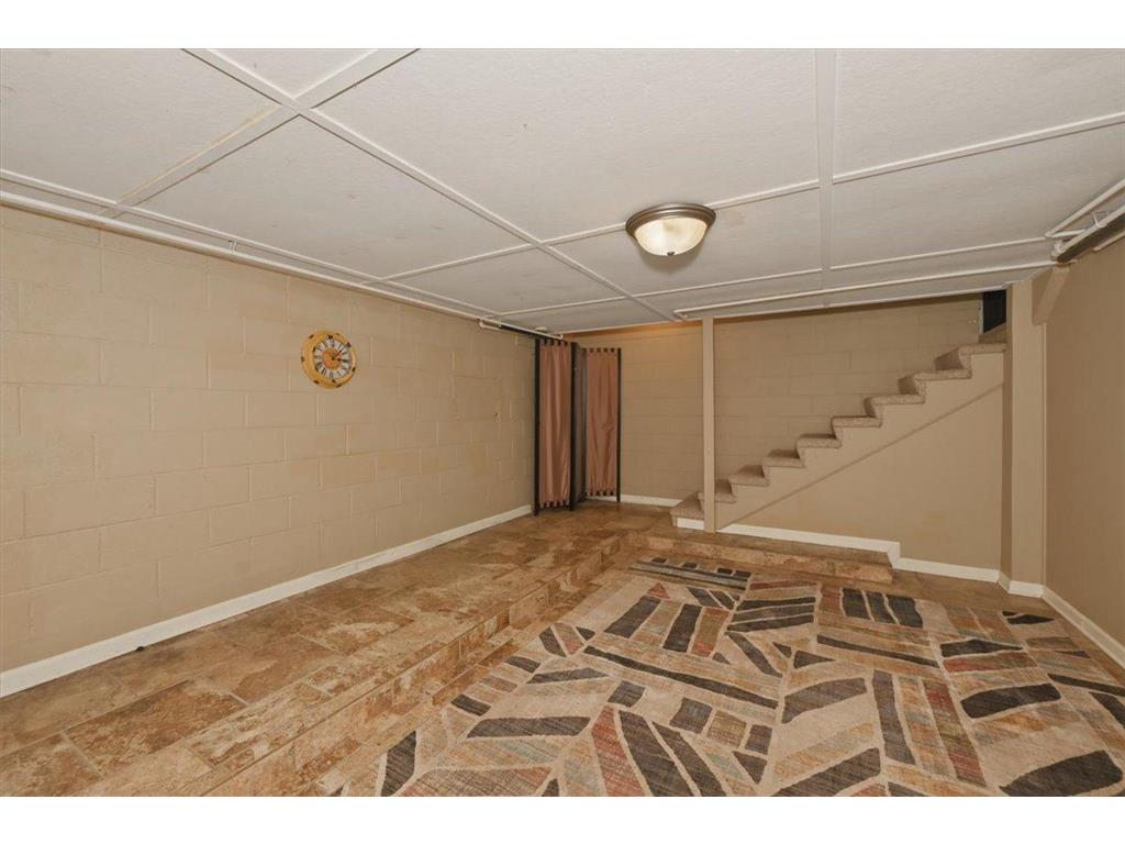1918 W Kent Road Duluth MN 55812 7073702 image19