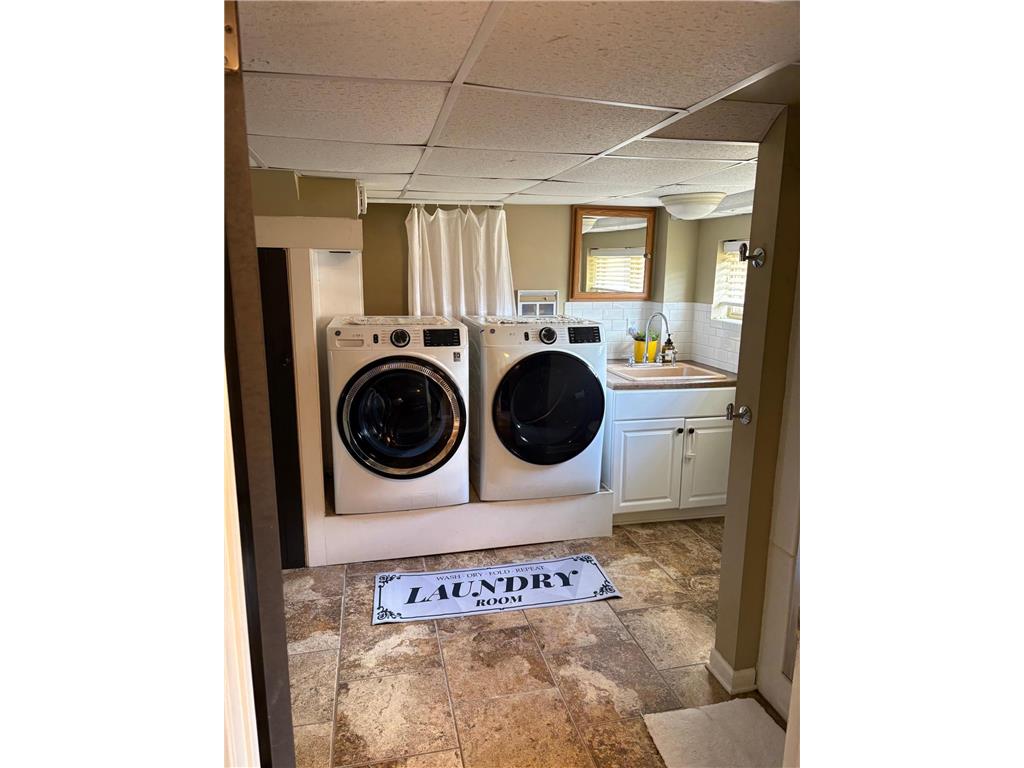 1918 W Kent Road Duluth MN 55812 7073702 image35