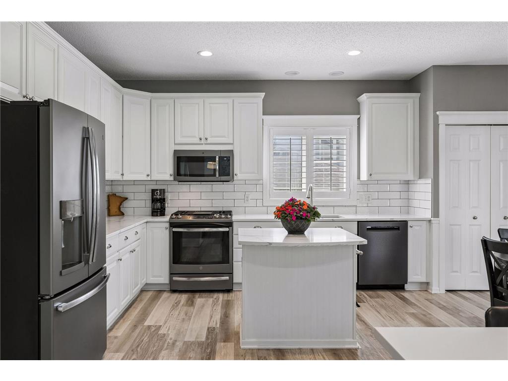 19182 Ismay Court Lakeville MN 55044 7058256 image2