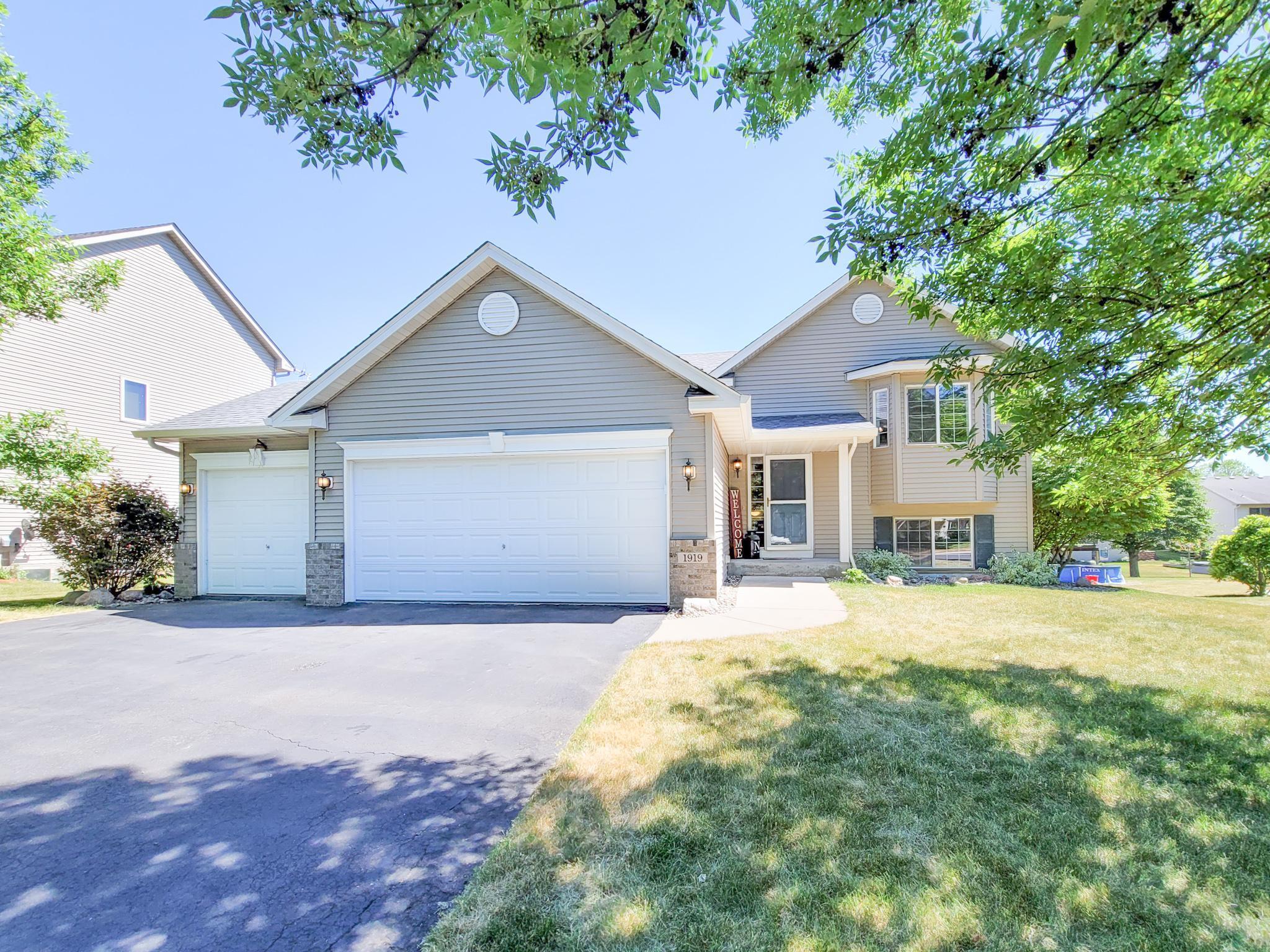 1919 Fischer Drive, Waconia, MN 55387 MLS 6009996 Edina Realty