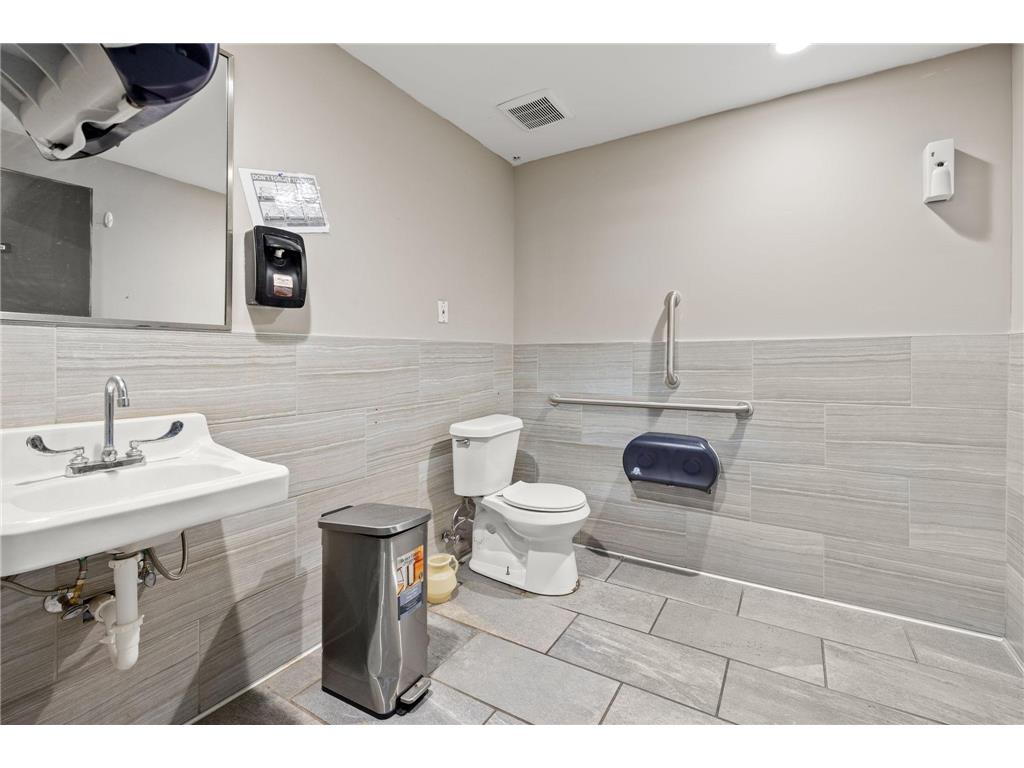 1919 Riverside Avenue Minneapolis MN 55454 7000707 image21