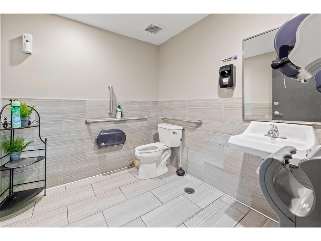 1919 Riverside Avenue Minneapolis MN 55454 7000707 image22