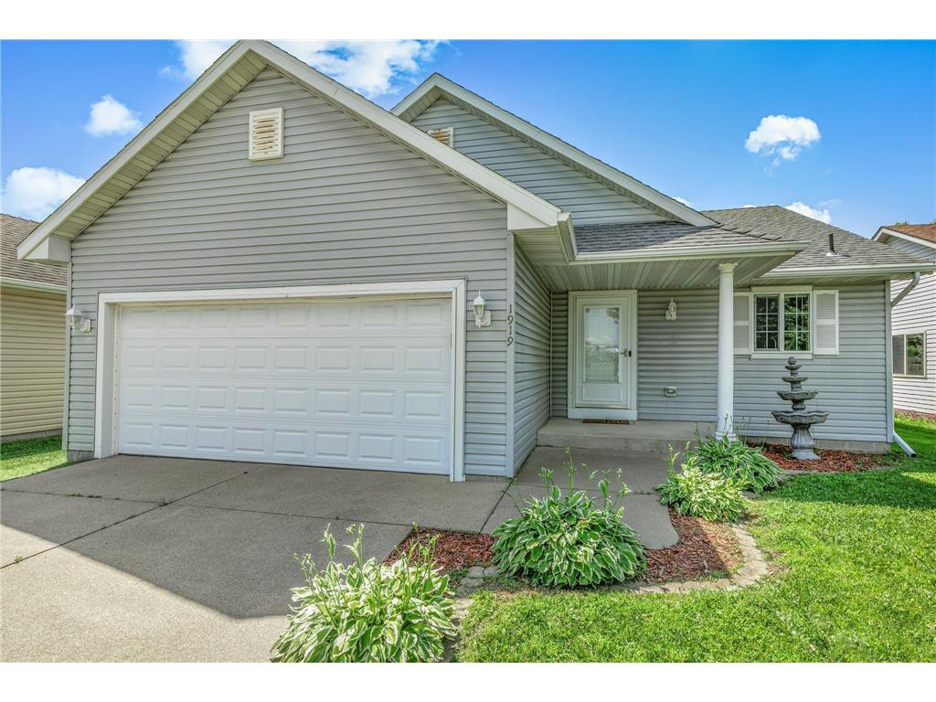 1919 W Oakes Drive Saint Cloud MN 56303 6718936 image1