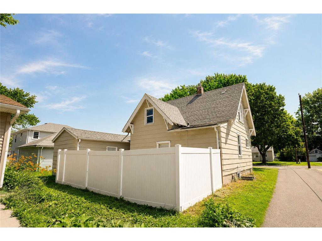 192 Long Street Mankato MN 56001 7102651 image3
