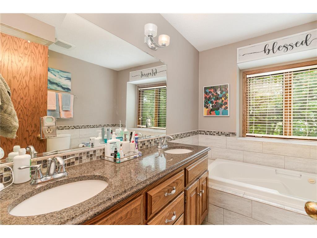 1920 128th Avenue NW Coon Rapids MN 55448 7052936 image17
