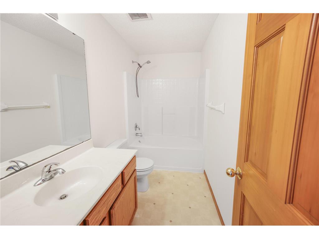 1920 Clearwater Road Waconia MN 55387 7070285 image30
