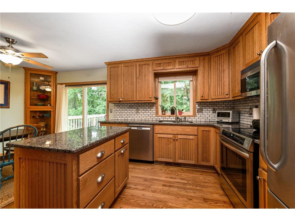 1920 Heath Avenue N Oakdale MN 55128 6744066 image1