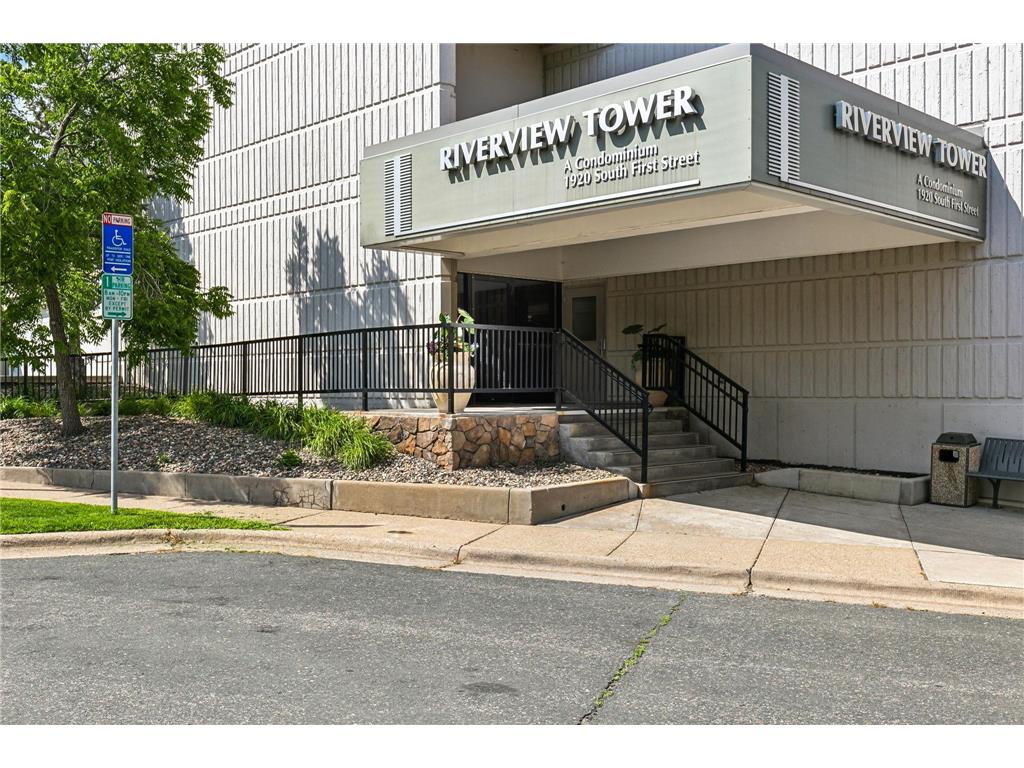 1920 S 1st Street #1008 Minneapolis MN 55454 6580941 image1