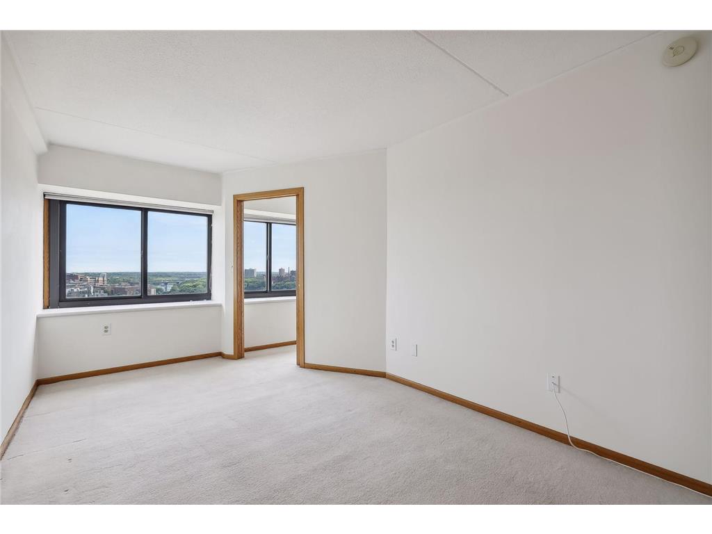 1920 S 1st Street #1406 Minneapolis MN 55454 6405802 image17