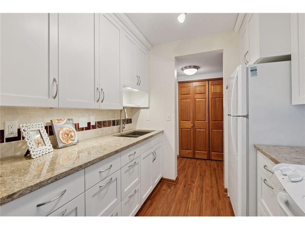 1920 S 1st Street #1502 Minneapolis MN 55454 6689166 image11