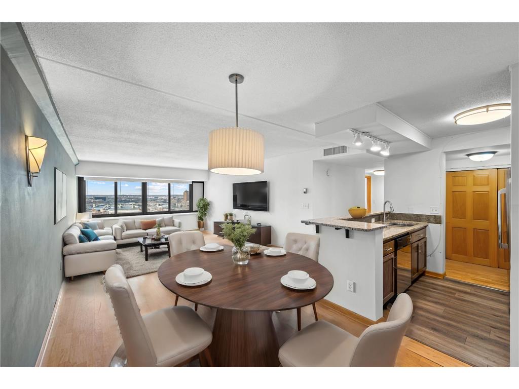 1920 S 1st Street #2102 Minneapolis MN 55454 7029443 image1