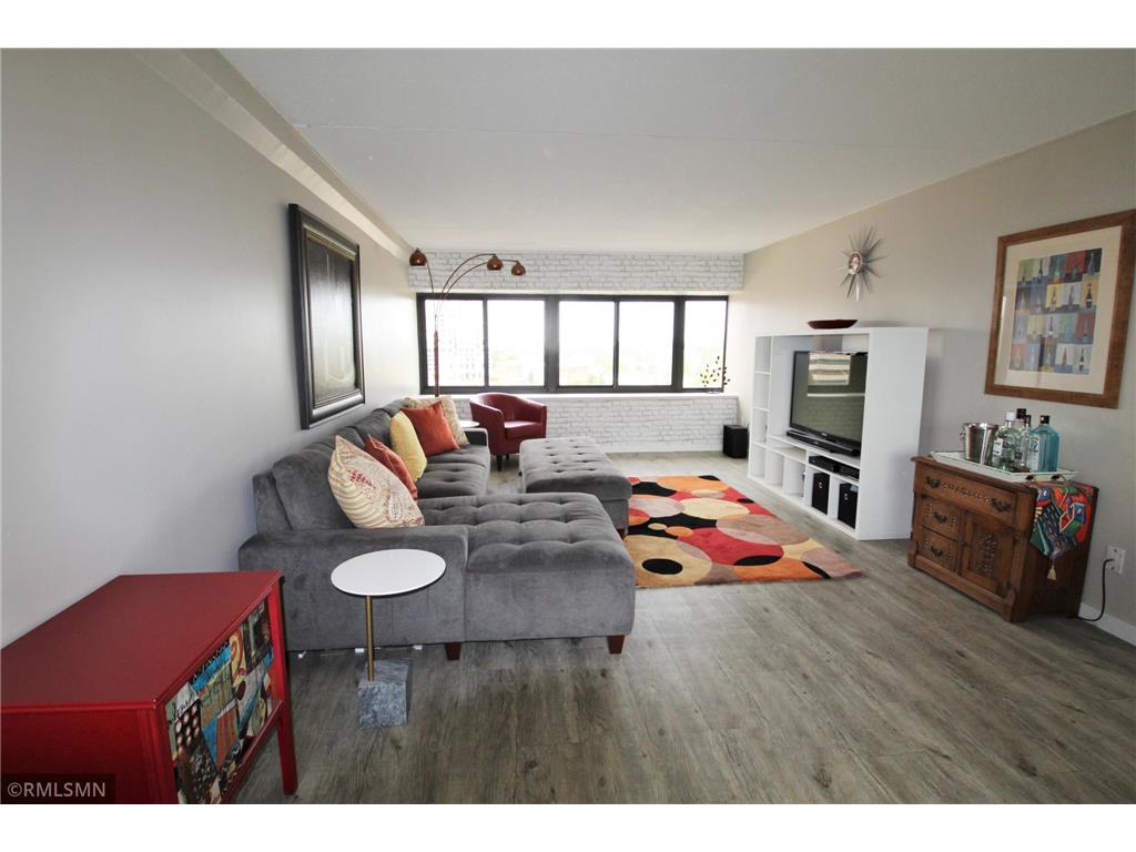 1920 S 1st Street #704 Minneapolis MN 55454 6372012 image1