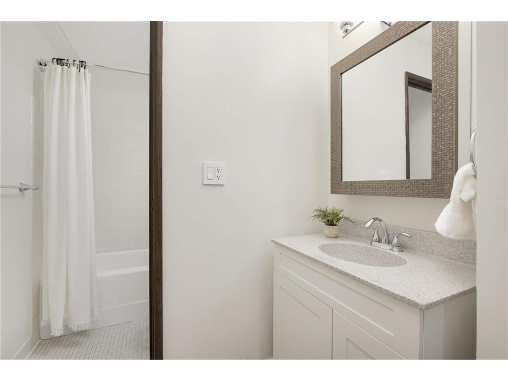 1920 S 1st Street #D114 Minneapolis MN 55454 - Mississippi 6724412 image17