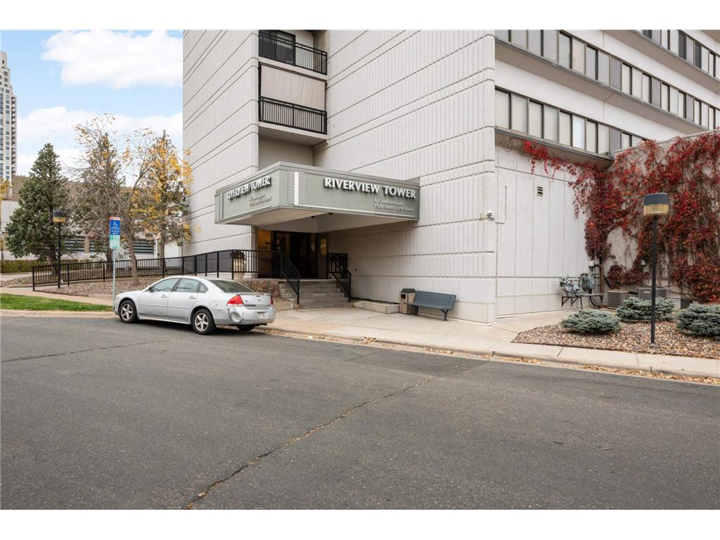 1920 S 1st Street #D114 Minneapolis MN 55454 - Mississippi 6724412 image32